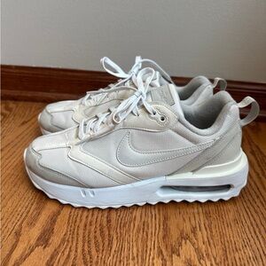 Nike Air Max Dawn Shoes Womens Size 8